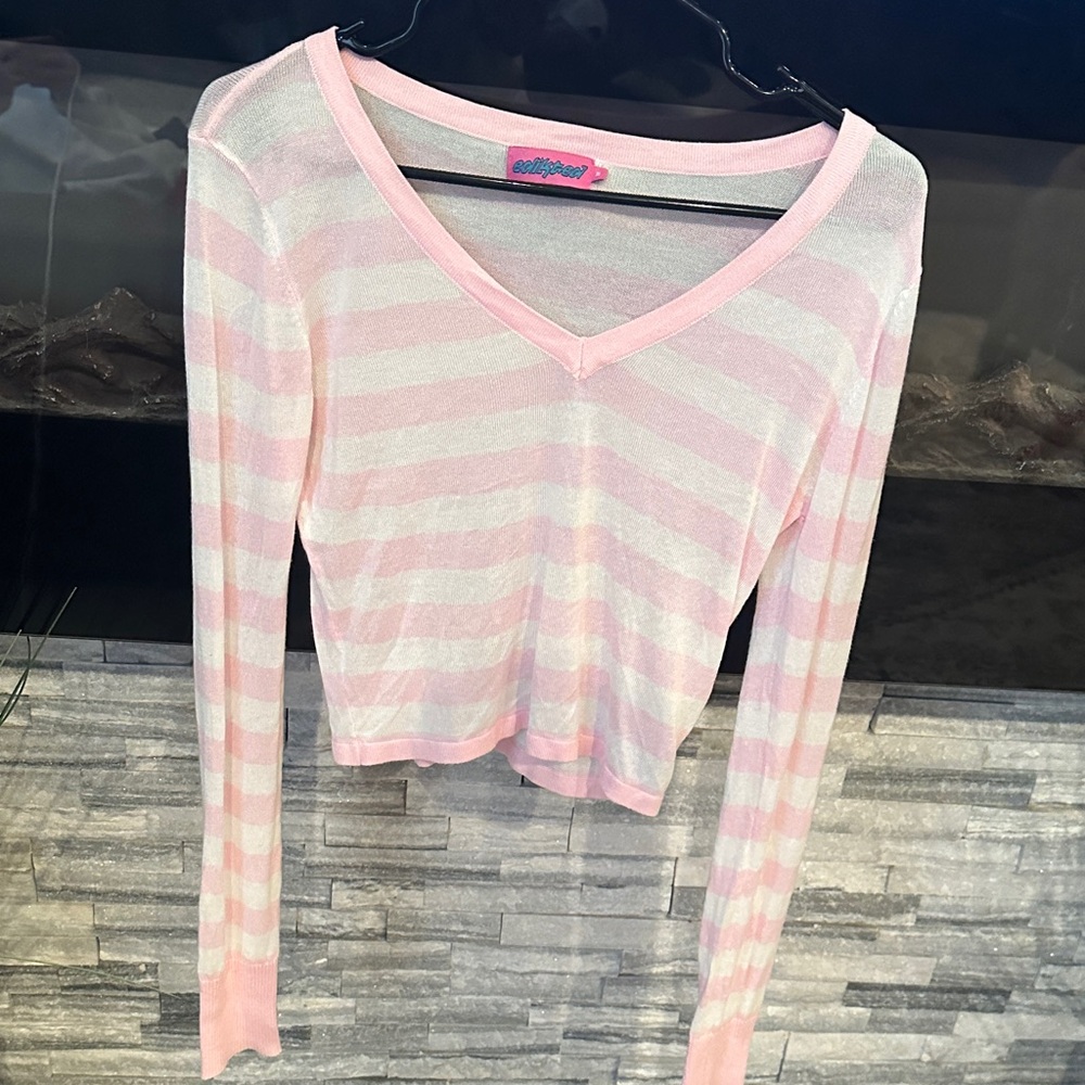 Edikted - Striped Pink V-Neck Long Sleeve Top